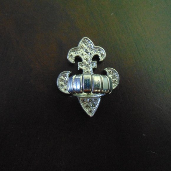 Costume Jewelry- monogram ring - Picture 9 of 13